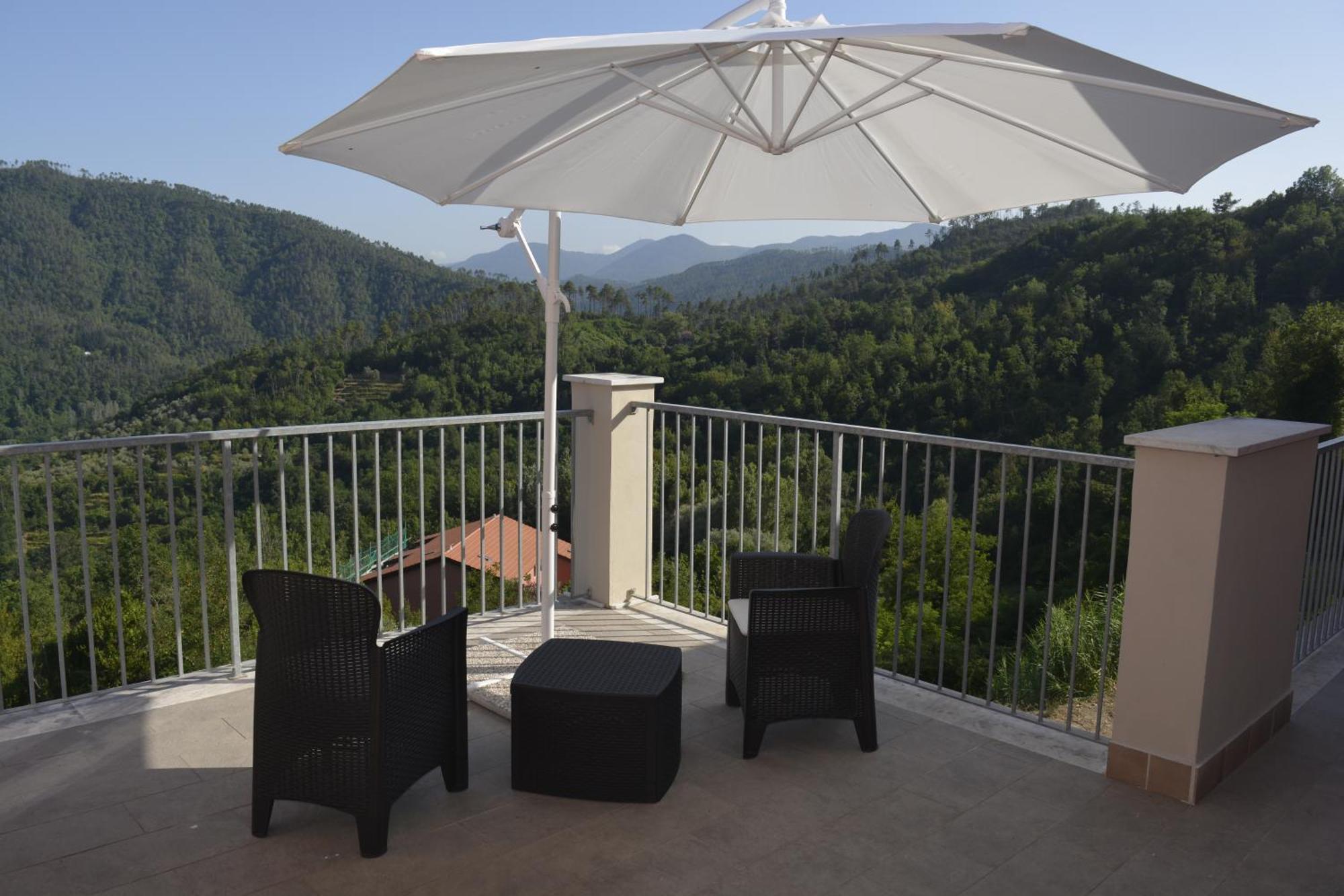 Castagnarossa Casa Vacanze Beverino Εξωτερικό φωτογραφία